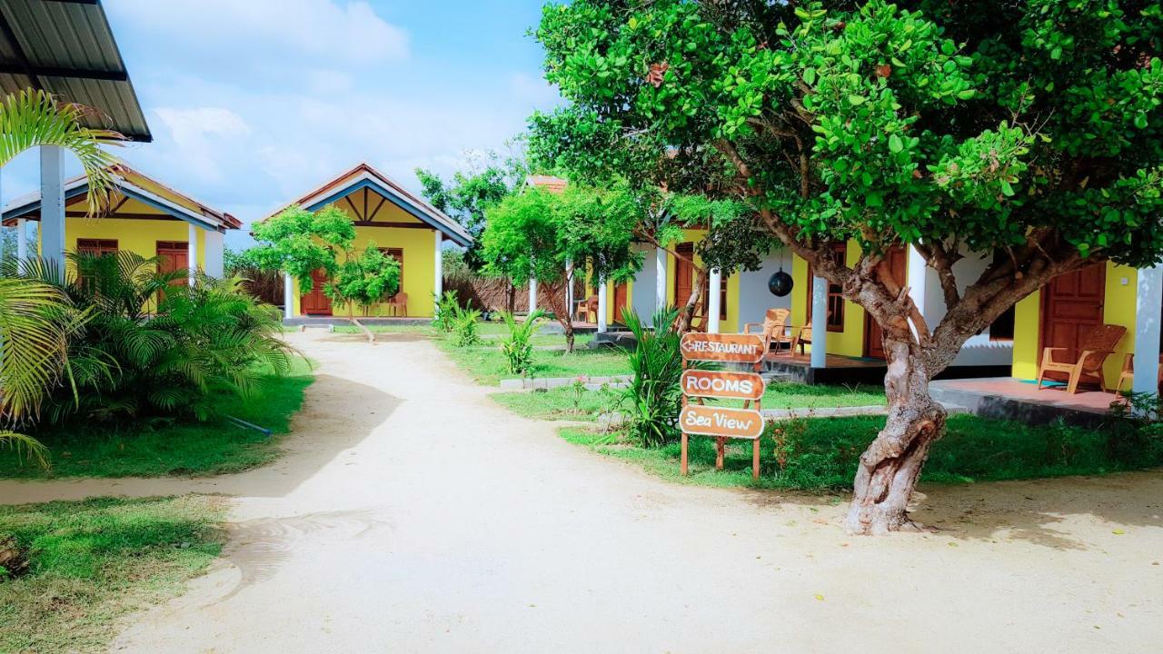 Exotic Beach Hotel Arugam Bay Eksteriør billede